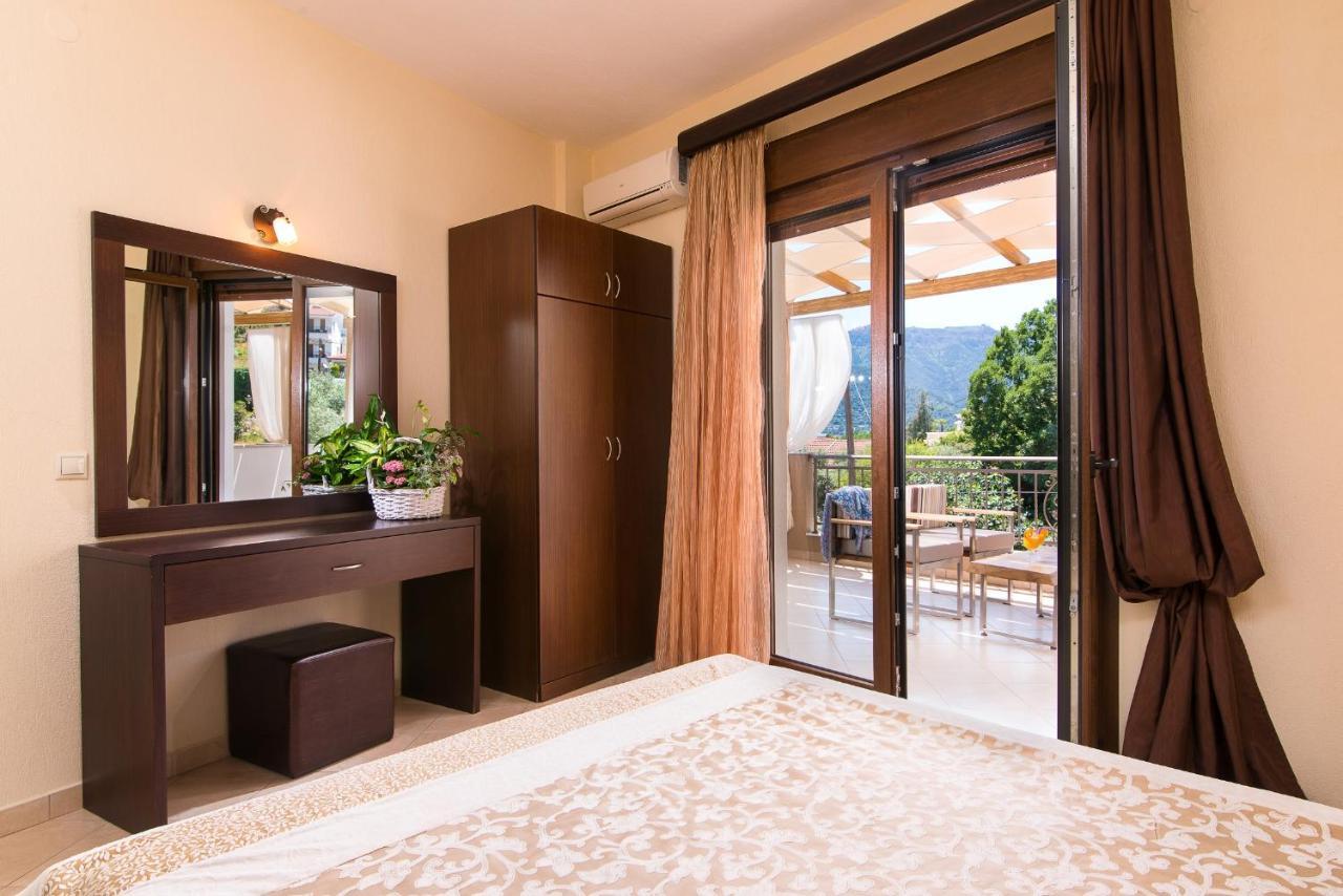 Elekon Apartments Chrysi Ammoudia ภายนอก รูปภาพ